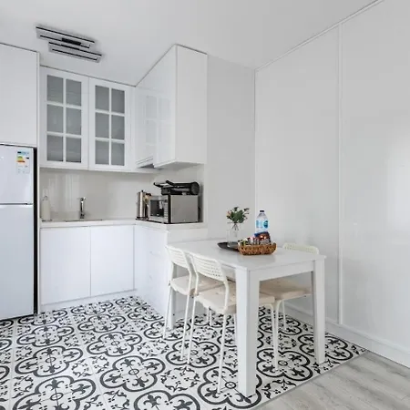 Bright Private Modern 2bd1bath Bebek Gem! #247 *