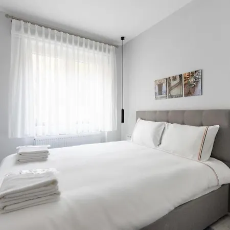 Bright Private Modern 2bd1bath Bebek Gem! #247 *