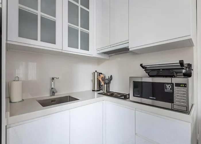 아파트 Bright Private Modern 2bd1bath Bebek Gem! #247