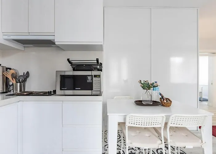 아파트 Bright Private Modern 2bd1bath Bebek Gem! #247 이스탄불